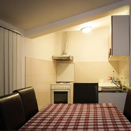 Prenociste Masinopromet -